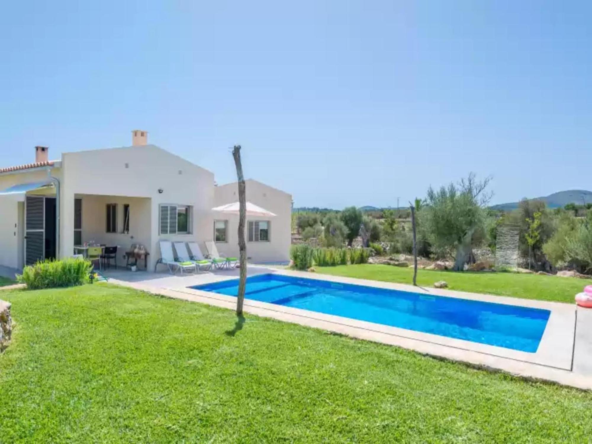 Villa Colomer Ferragut With Private Pool
